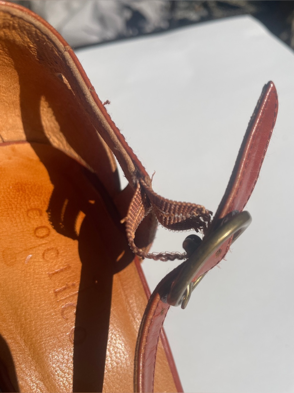 Coclico brown cognac leather t-strap wood wedge sandal - Picture 4 of 8